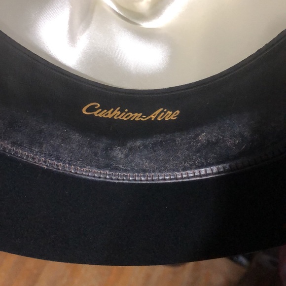 Vintage Dobbs Fedora - Picture 5 of 9